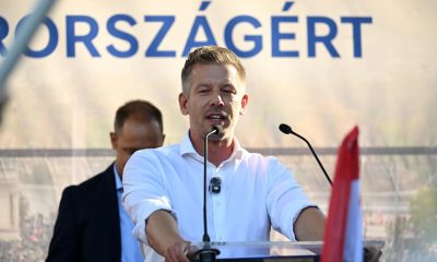 Az autópályák átvételéről és a megyék státuszáról is beszélt Magyar Péter országjárásnak pécsi állomásán